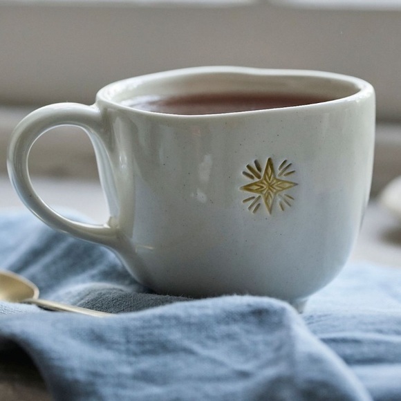 Winter Warm ceramic mug - Picture 2 of 12